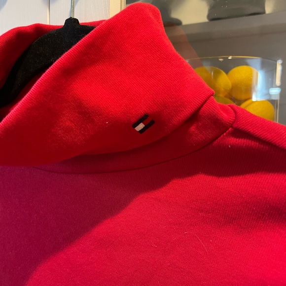 Tommy Hilfiger knit turtle neck sweater - Picture 2 of 4